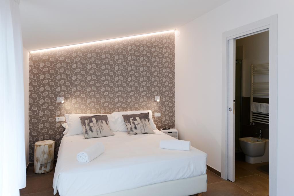 Miramed Rooms 泰尔莫利 外观 照片